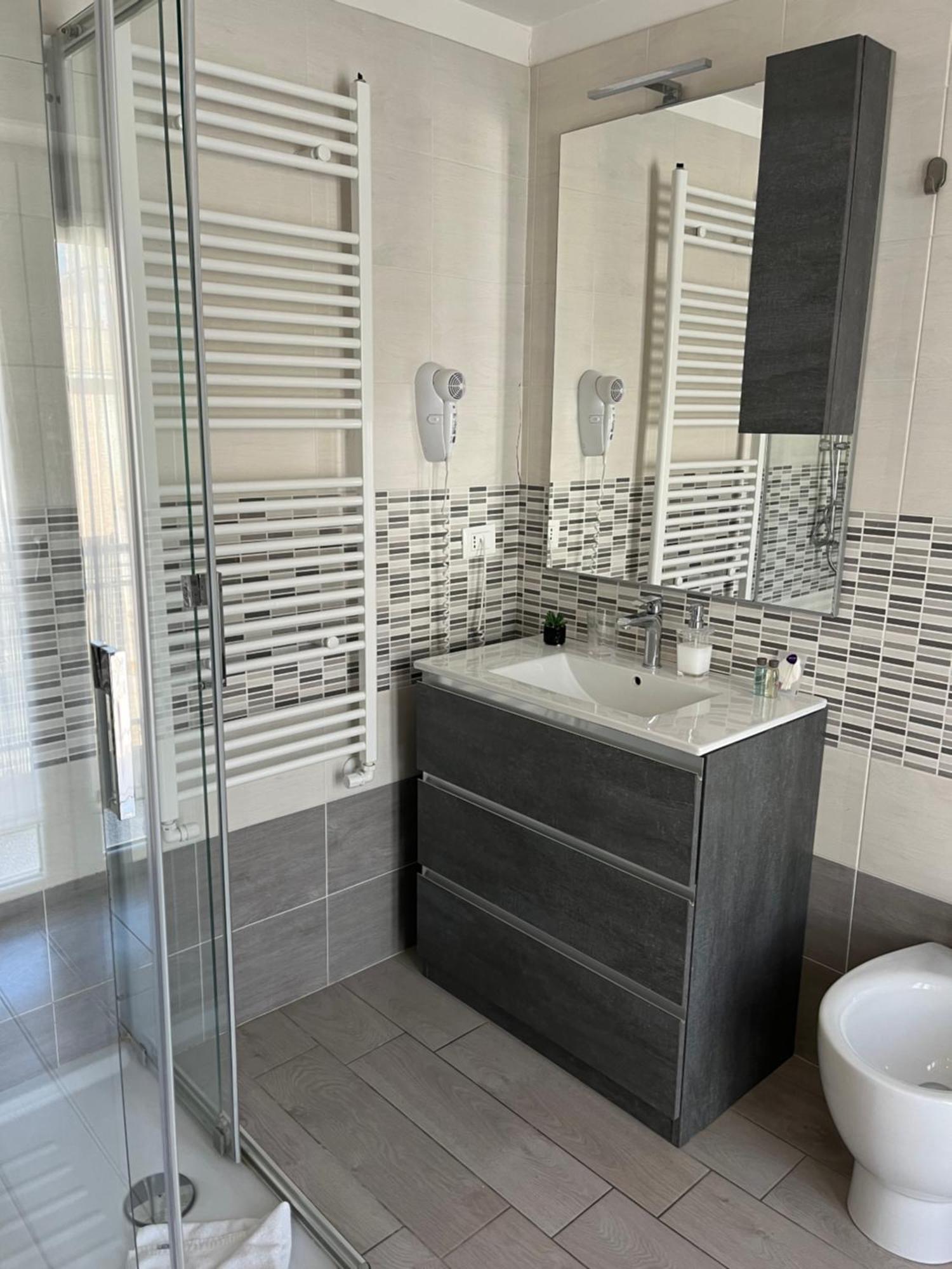 Pretty Tiburtina Room روما المظهر الخارجي الصورة